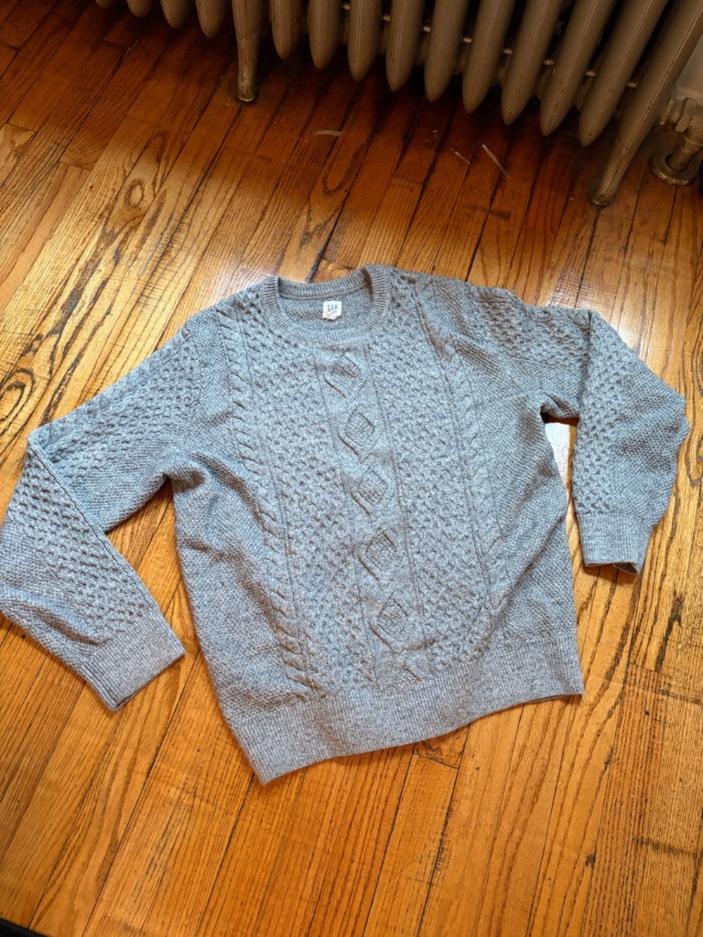 GAP Cable knit Heather Gray sweater XL